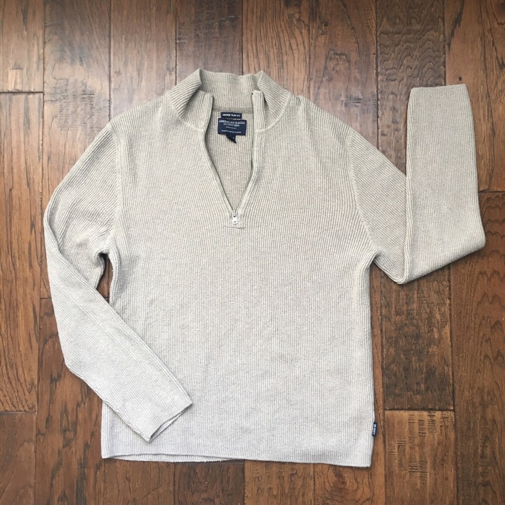 AEO Men’s 1/4 Zip Knit Sweater - XL